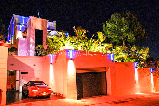 villa_singular_bendinat_max_mallorca_real_estate_puerto_portals_port_adriano_luxus_luxury_residence_private_property_first_class_location_macmallorca.com_for sale_property_01.jpg